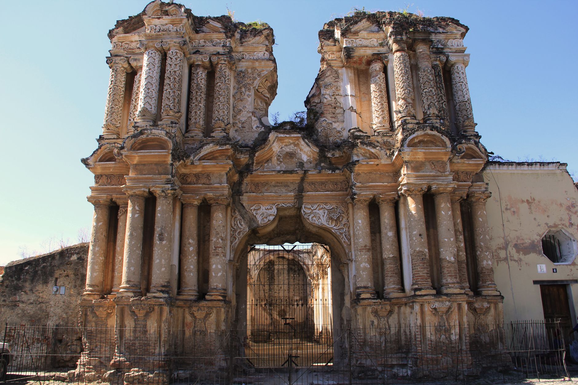 Historic stone cathedral in ruins, the kind of destruction that levelled Chillán's cathedral in 1939
