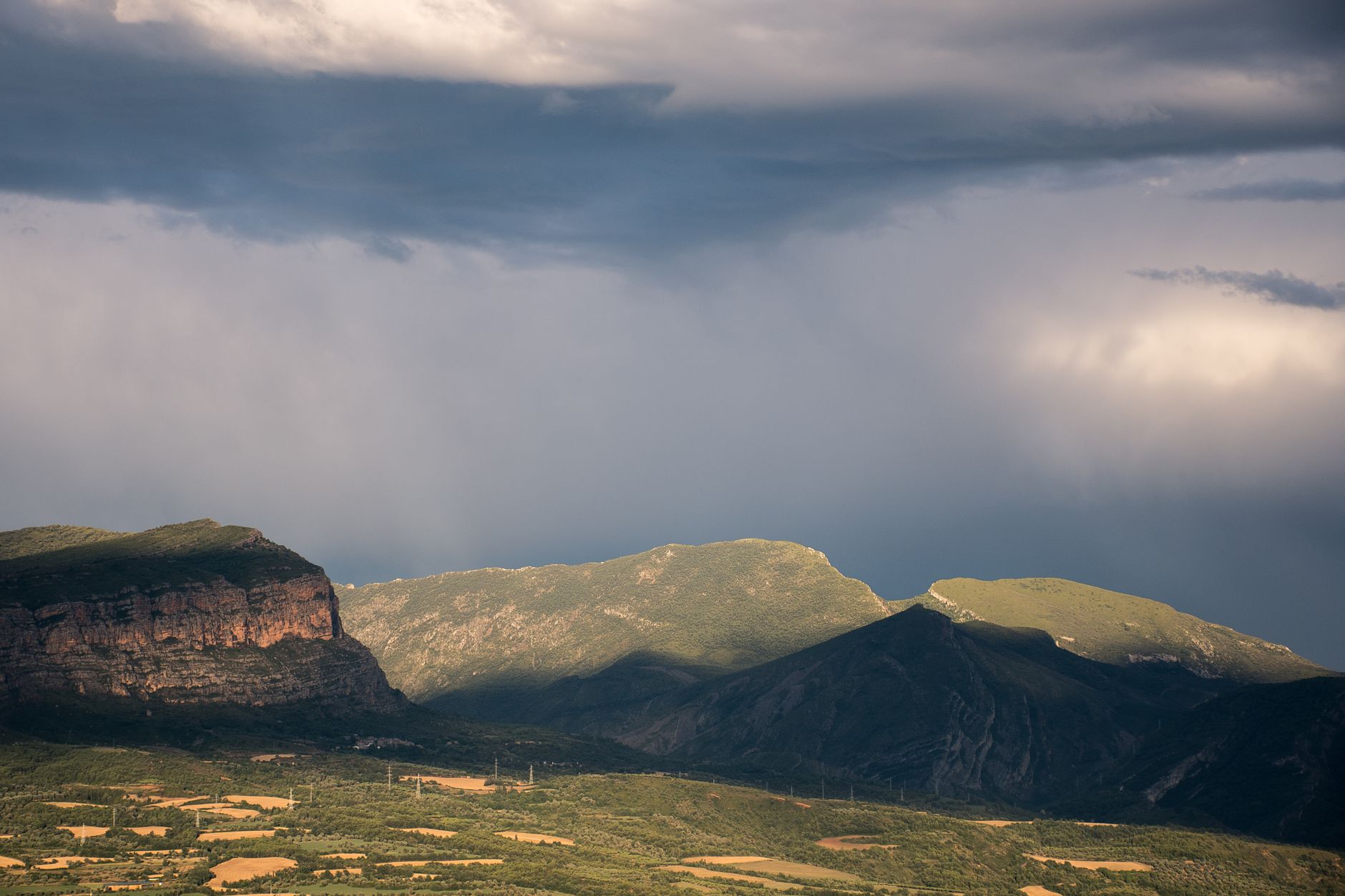 Los Pirineos cerca de Cataluña, origen del histórico terremoto de 1428