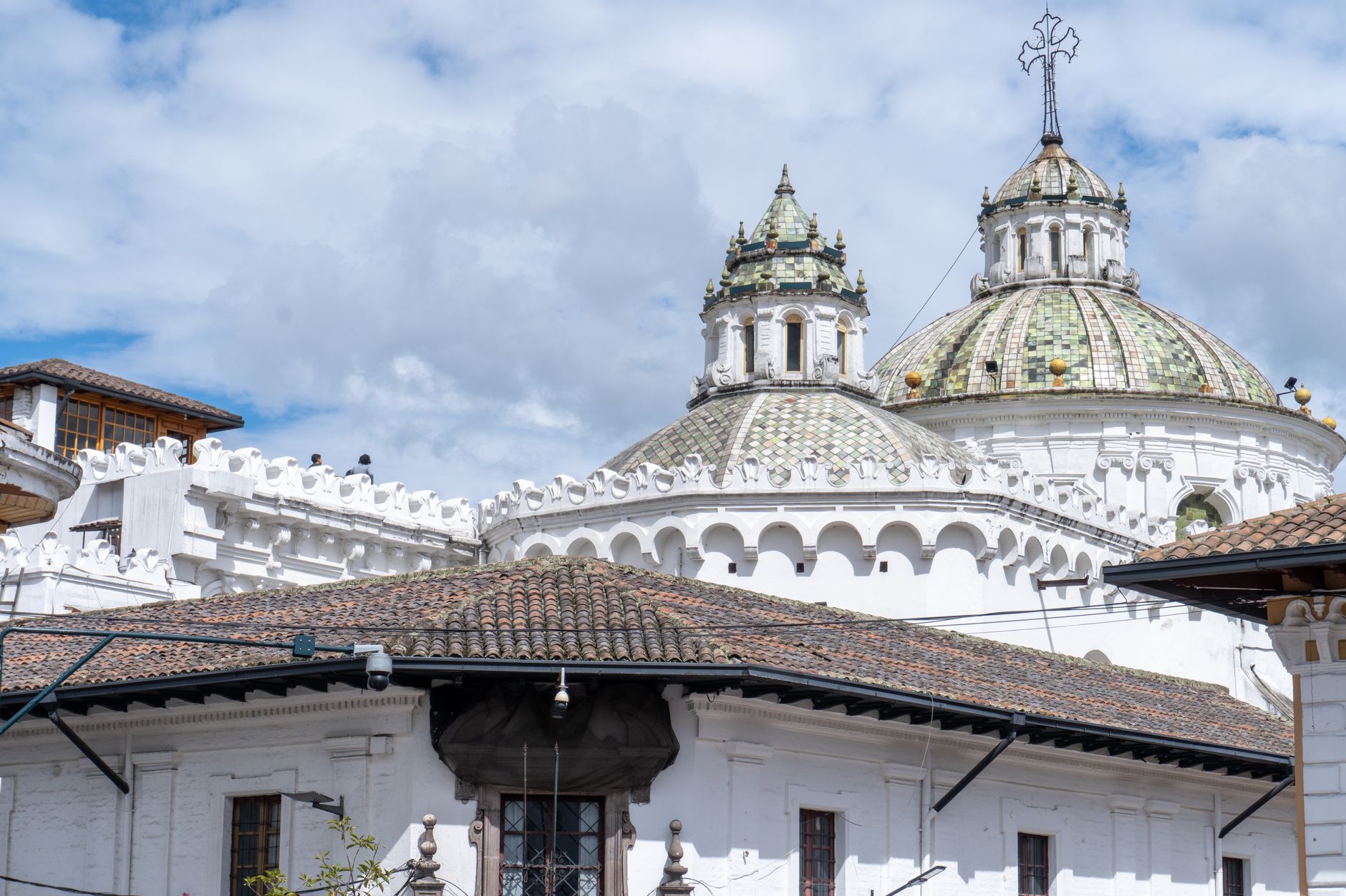 Colonial architecture typical of Cuenca's historic centre, Ecuador