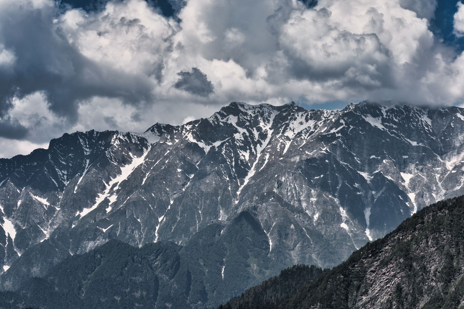 Himalayan mountains in northern India, above the Main Himalayan Thrust fault