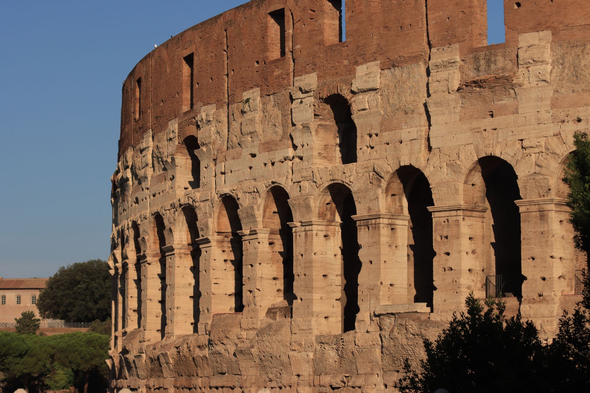 Colosseum, Rome — ancient Italian architecture