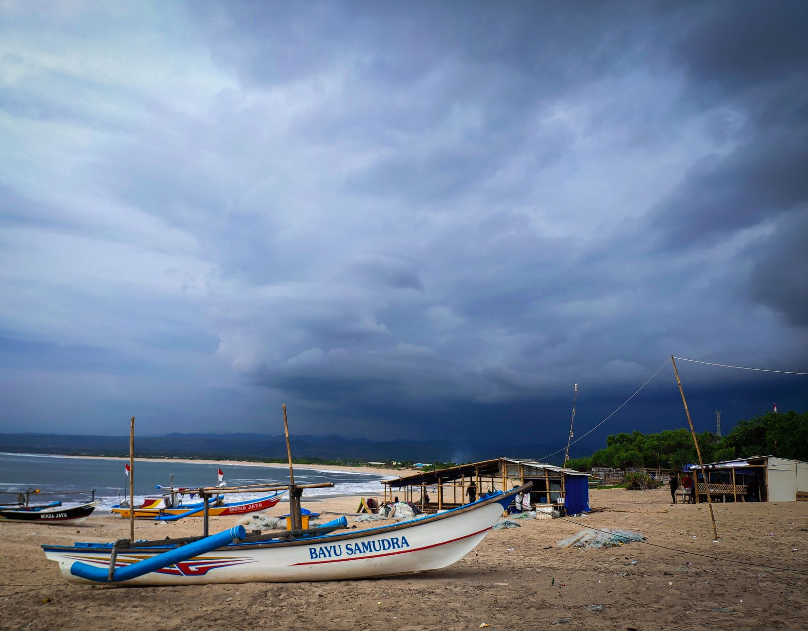 Costa de Java, Indonesia, cerca de la megafalla de Sonda