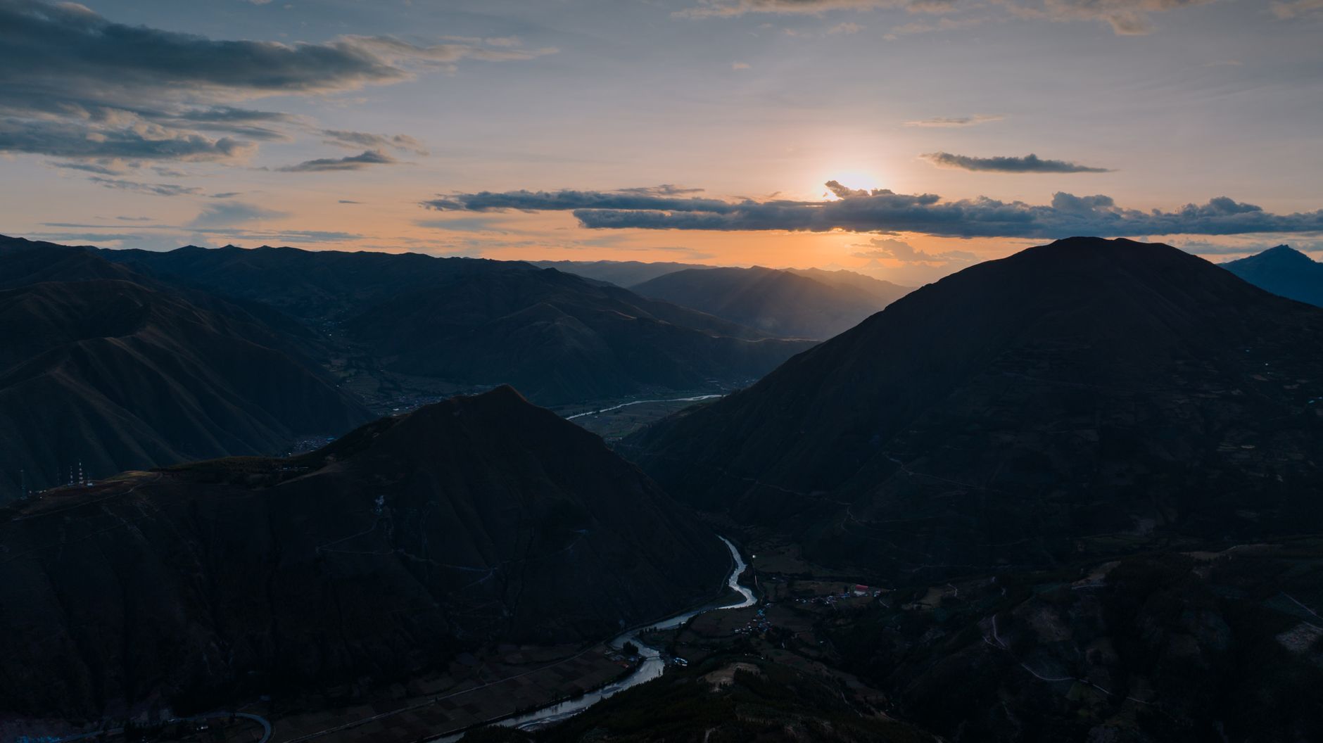 Andes mountains and Peruvian coastline near the Nazca subduction zone