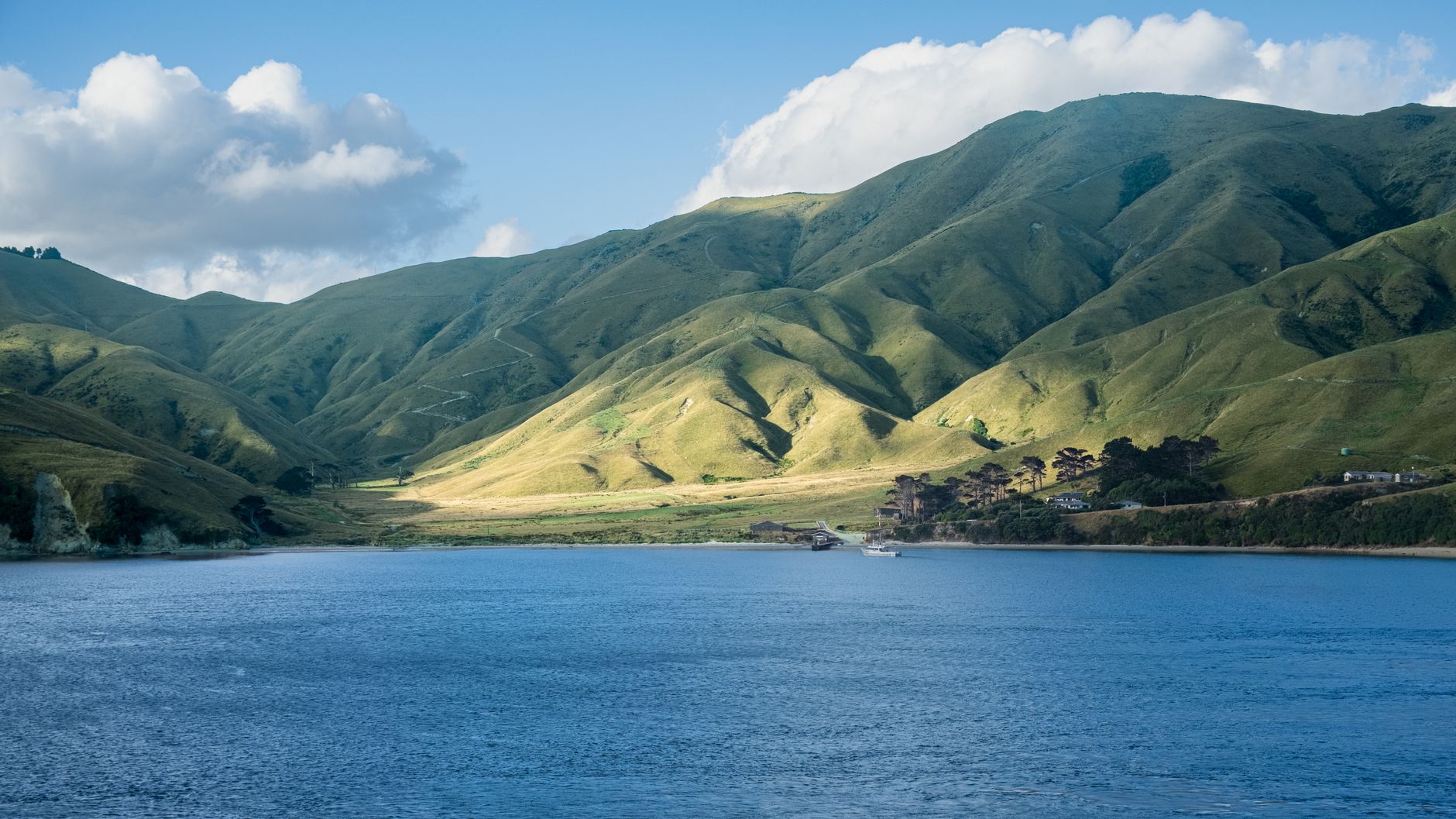 Coastal mountains in New Zealand