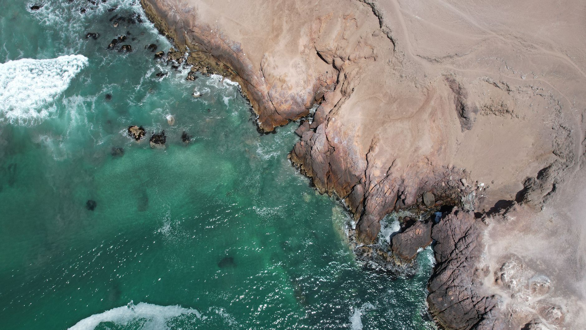 Arid Atacama desert coastline of northern Chile, near where the 2014 Iquique earthquake struck