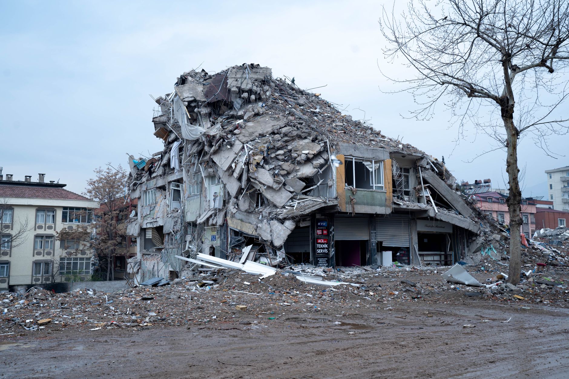 Modern earthquake-resistant building construction, the kind of strict Chilean building code credited with limiting the Maule death toll