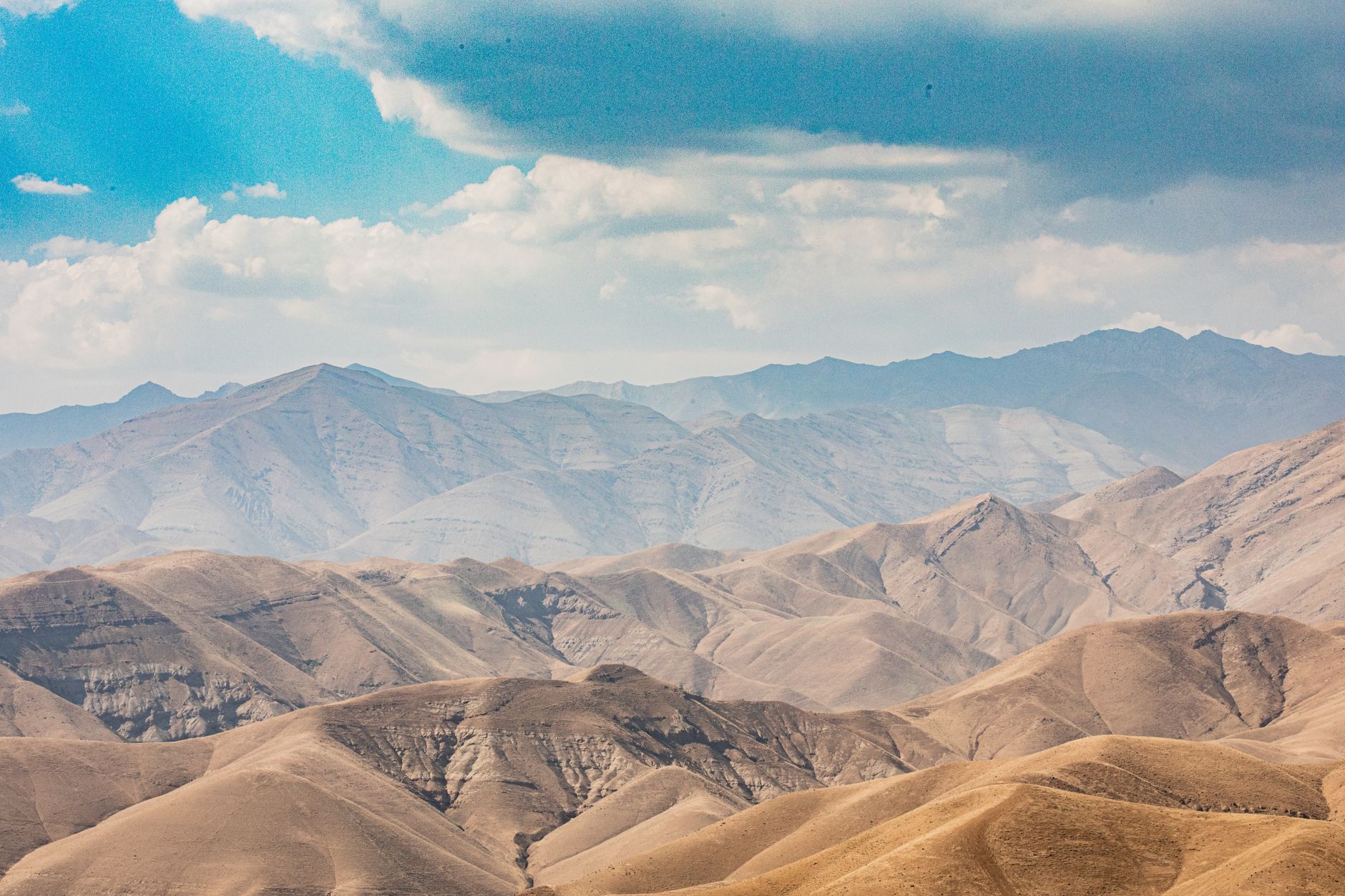 Desert mountains of eastern Iran, the arid Dasht-e-Kavir region where the Tabas earthquake struck